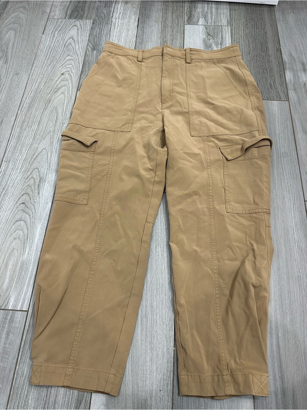 Banana Republic Tan Straight-Leg Cargo Pants